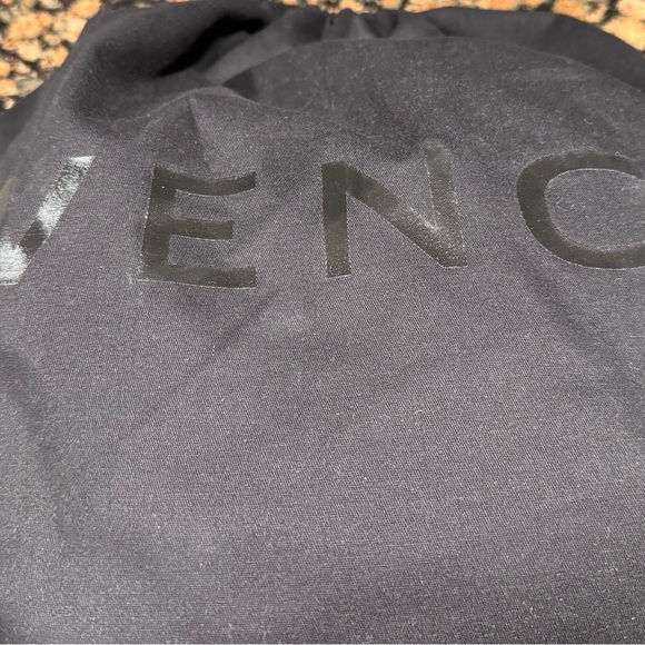 Givenchy Small Pandora Leather Messenger Bag Unworn Sold Out - Picture 4 of 6